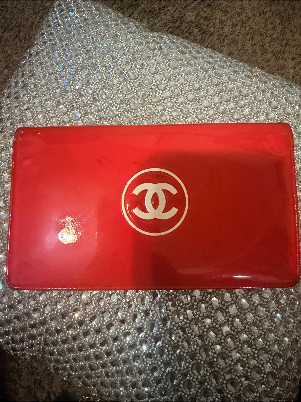 CHANEL Red Patent Leather Wallet with White CC Emblem
